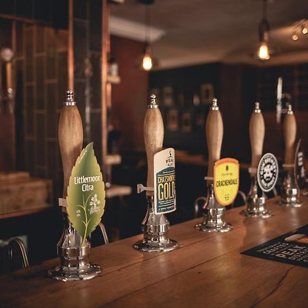 The Crafty Dog Hotel Chesterfield Bagian luar foto