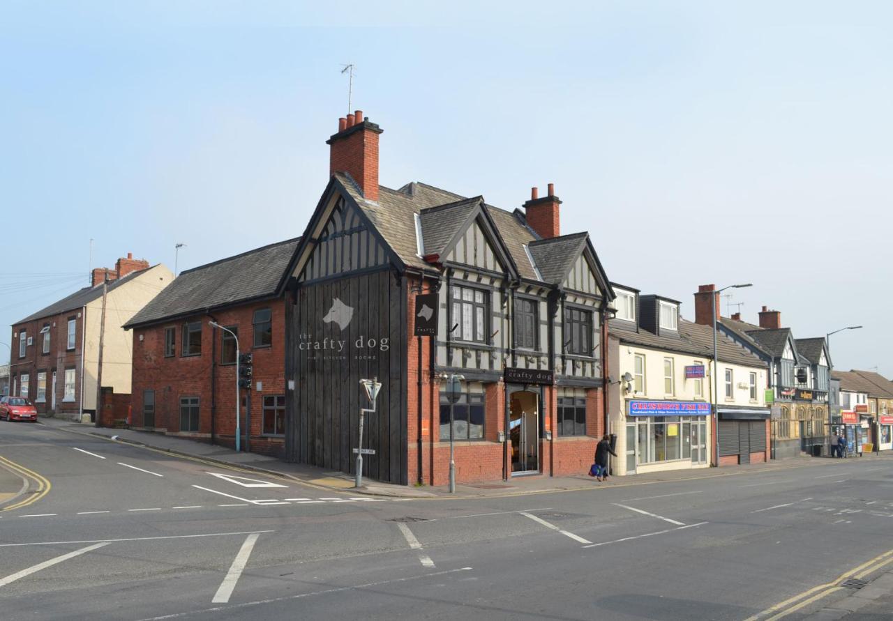 The Crafty Dog Hotel Chesterfield Bagian luar foto